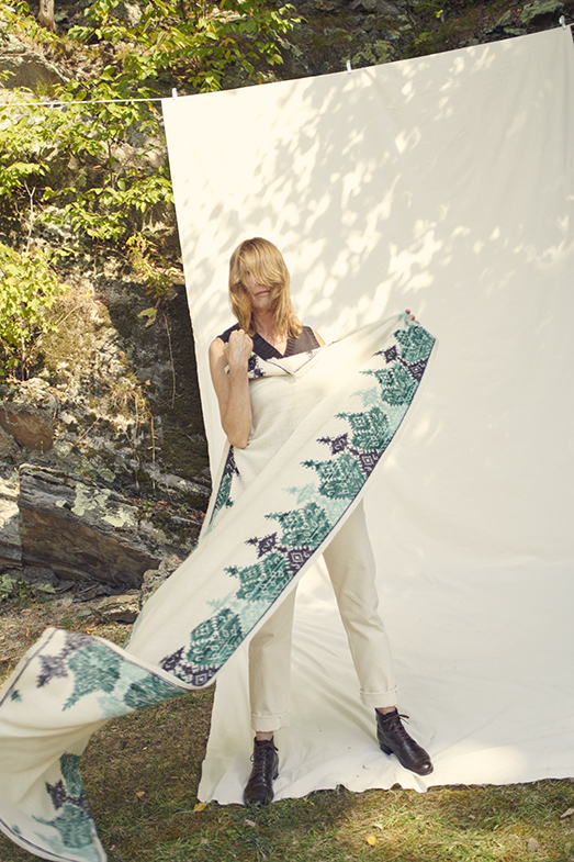 WACE AMORGOS SHAWL IN IVORY, FUR BROWN & GREENS 100% CASHMERE, YARN DYED, HAND EMBROIDERED KITZBUHEL V-NECK CANOTTA IN BLACKWOOD 100% CASHMERE